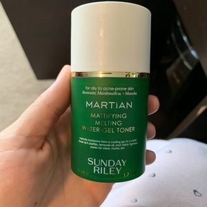 SUNDAY RILEY Martian Mattifying Melting Water-Gel